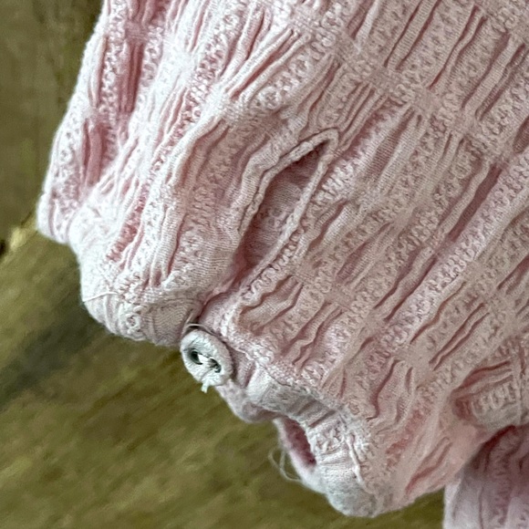 PINK BUTTON DOWN SHORT SLEEVE PETER PAN COLLAR SHIRT - Picture 3 of 5